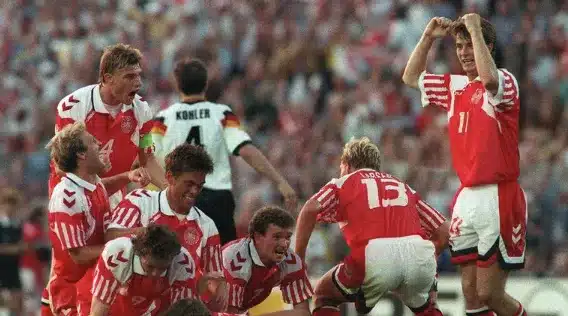 From Chaos to Control: The Evolution of the Modern Goalkeeper