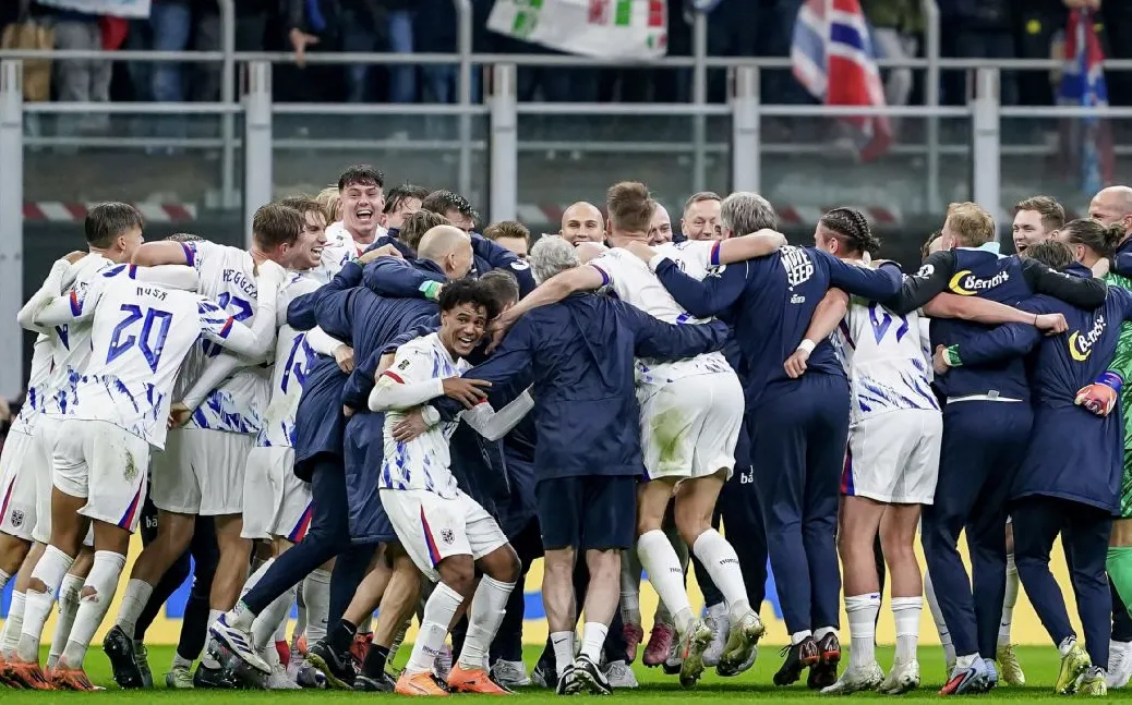 A Golden Generation Blossoms